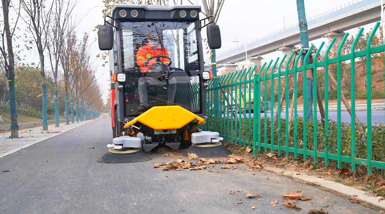 路面清掃車清掃效果受什么影響 路面清掃車清掃效果受什么影響